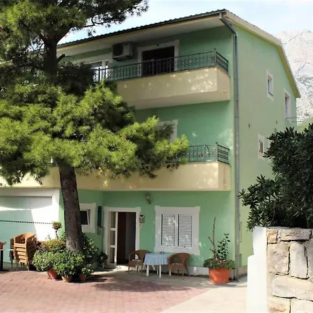 Guest house Green House